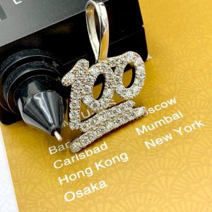 High End Vvs1 Moissanite Diamond 100 Emoji Pendant